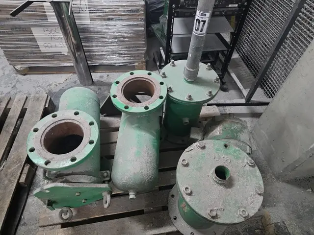 LOTE COM 4 COMPONENTES INDUSTRIAIS + MOTOR ELÉTRICO