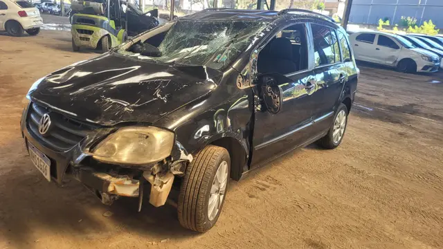 VOLKSWAGEN SPACEFOX 2008 2009 PRETO - SINISTRADO-MÉDIA MONTA