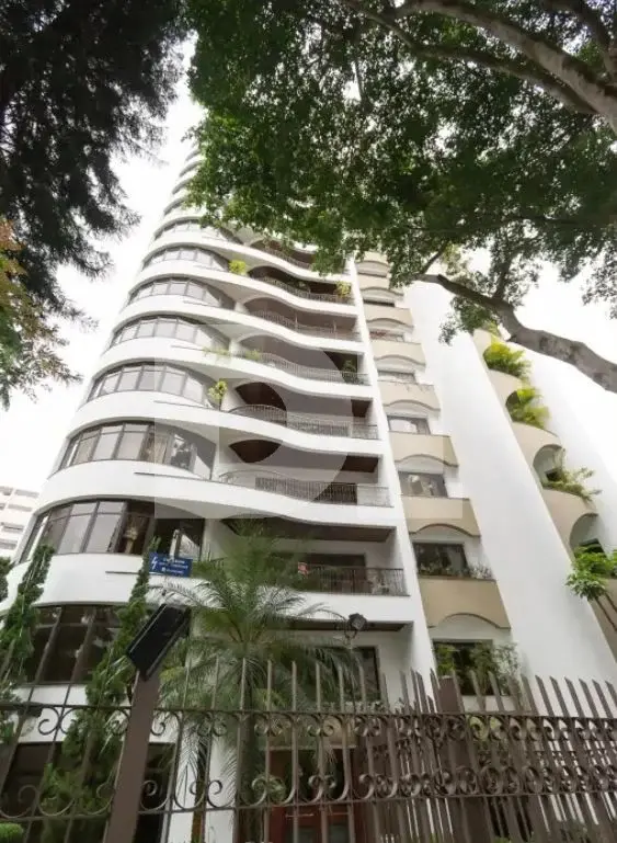 Apartamento - 234,01 m² - 3 vaga(s)