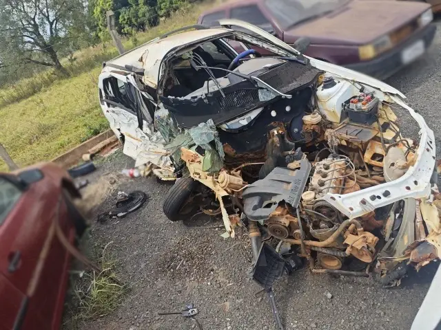 FIAT/PALIO WEEKEND ELX – 01/01 – Paranaíba/MS