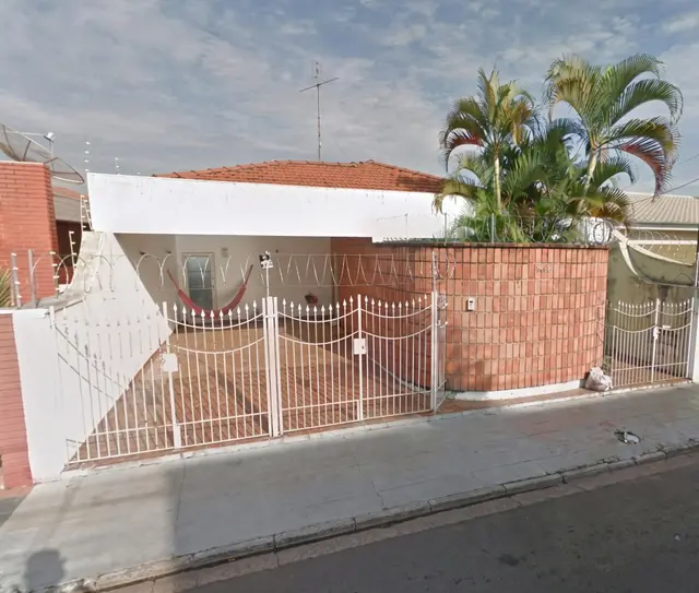 Casa em Bauru com 228,70 m²