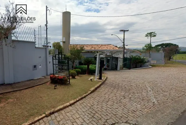 Sobrado à Venda
