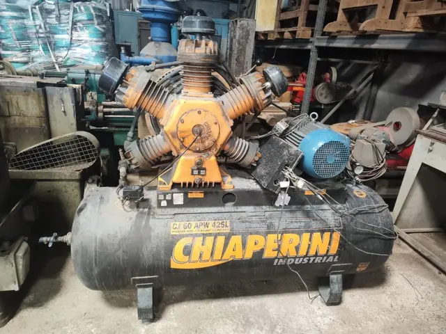 COMPRESSOR CHIAPERINI 60 PÉS