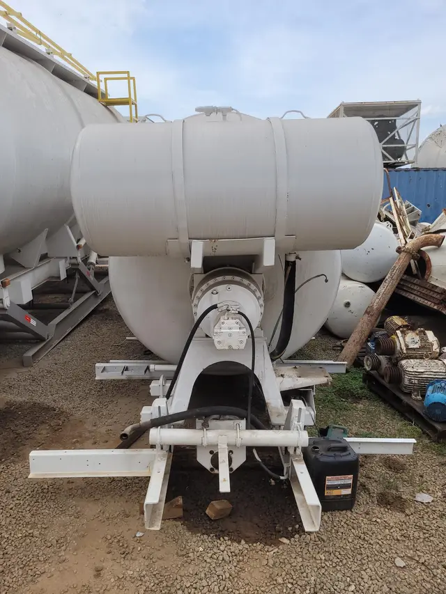 BALÃO BETONEIRA SCHWING STETTER AM8FHC COM CAPACIDADE DE 8 M³