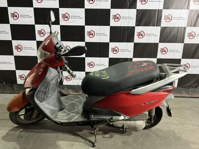 HONDA/LEAD 110-2015/2015/GASOLINA - KWW8654/RJ / APL - CAMPO GRANDE - VEÍCULO CONSERVADO