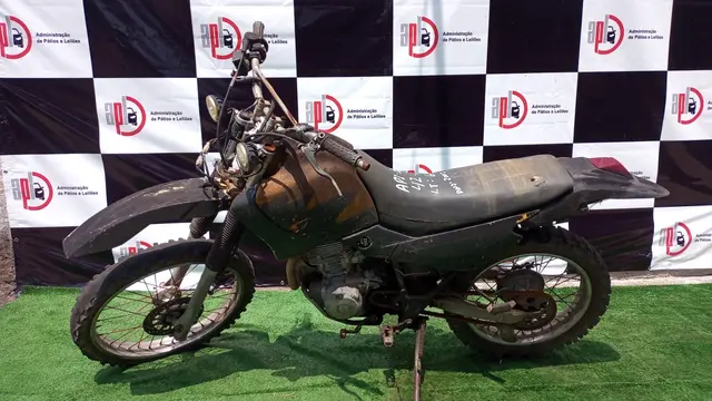 YAMAHA/XT 225-2002/2002/GASOLINA - LNW9405/RJ / APL - NOVA IGUAÇU - VEÍCULO CONSERVADO