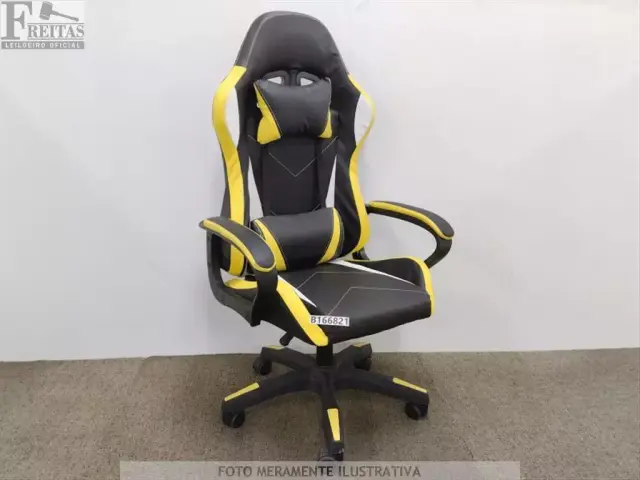 LOTE COM 01 CADEIRA GAMER BLACK/YELLOW/WHITE GIRATÓRIA COURO SINTÉTICO APOIO DE BRAÇOS RODAS EM…