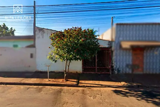 Casa à Venda