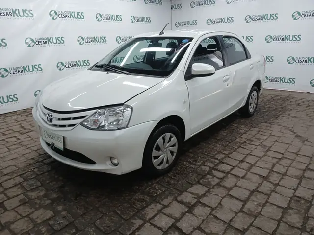 TOYOTA/ETIOS SD XS 15 AT