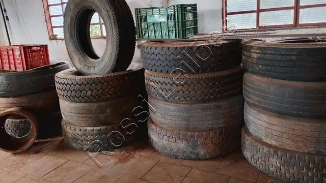 APROX. 65 UN. - LOTE DE PNEUS PARA CAMINHÕES E CARRETAS PNEUS 295 ( SEM CÃMERA) NO ESTADO