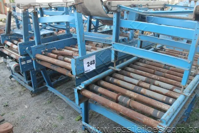 TRANSPORTADORA - Aprox. 3.300 Kg
