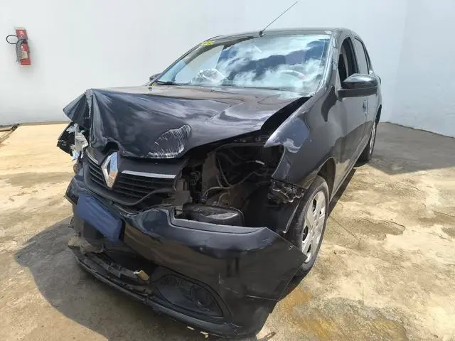 RENAULT - LOGAN EXPR 16 M