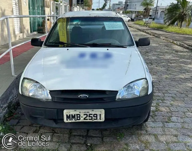 Caminhonete Ford/Courier L 1.6 Flex, modelo 2013, placa MMB2591