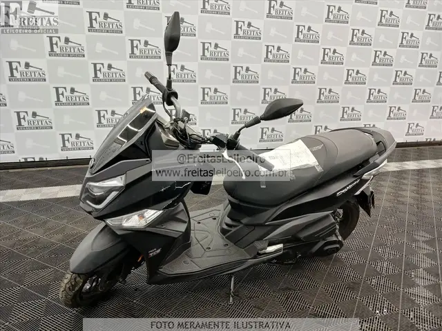 DAFRA/CRUISYM 150 ABS