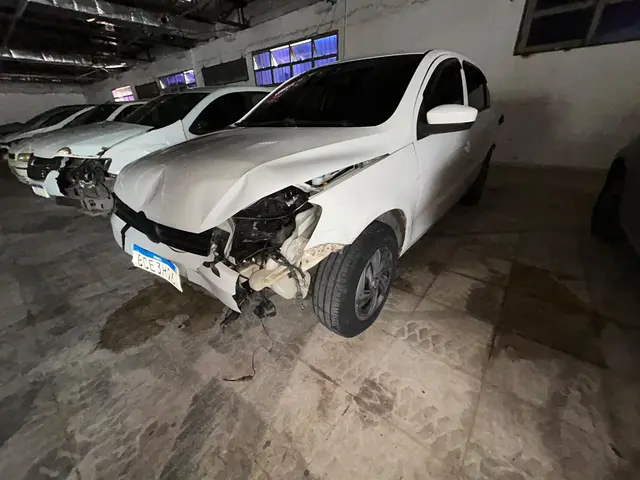 VW/NOVO VOYAGE TL MBV-2018/2018-ALCOOL/GASOLINA/GNV-BCE3H96/RJ-APL-CAMPO GRANDE-VEÍCULO CONSERVADO