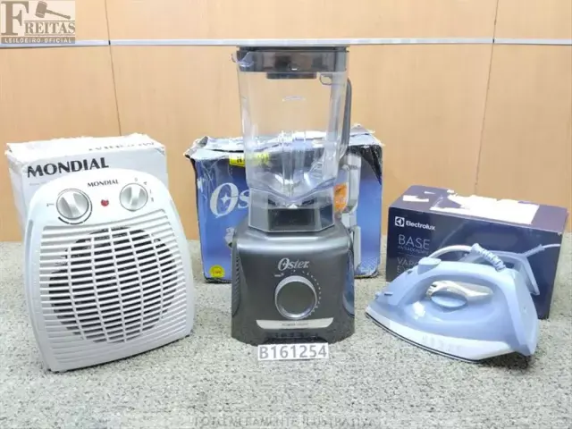 LOTE COM 01 LIQUIDIFICADOR FULL 1400W 15 VELOCIDADES OLIQ610 PRETO OSTER 220V *24010132 (AVARIAS)