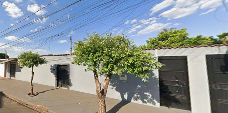 CASA COM TERRENO DE 7.930,73M² E 257,48M² DE ÁREA CONSTRUIÍDA NO BAIRRO VILA VIRGINIA EM RIBEIRÃO PRETO/SP