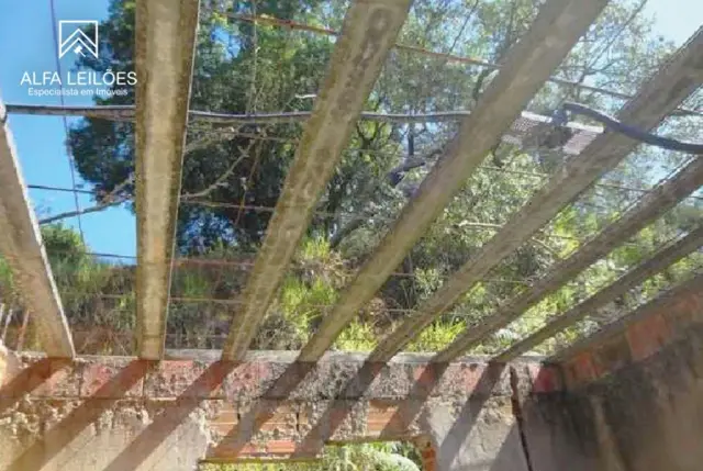 Casa à Venda