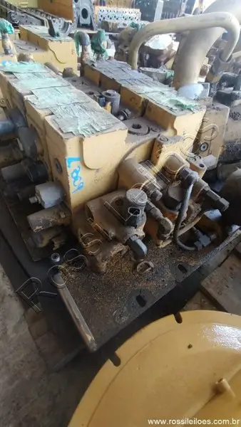 COMANDO HIDRÁULICO CATERPILLAR 966H
