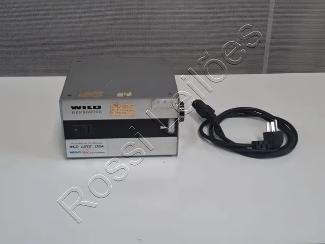 FONTE DE ALIMENTAÇÃO PARA MICROSCÓPIO MODELO MTR23 WILD HEERBRUGG