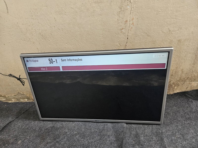 TELEVISÃO DA LG DE 32 POLEGADAS - MAIS INFORMAÇÕES NAS FOTOS
