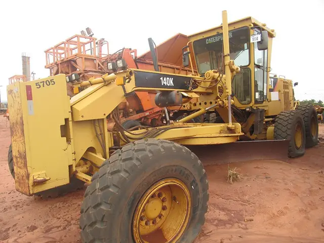 MOTONIVELADORA CATERPILLAR 140K; ANO 2015. - EQP.13040026 - LOC.TERRA RICA