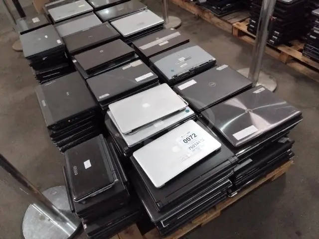 APROXIMADAMENTE 200 CARREGADORES E NOTEBOOKS