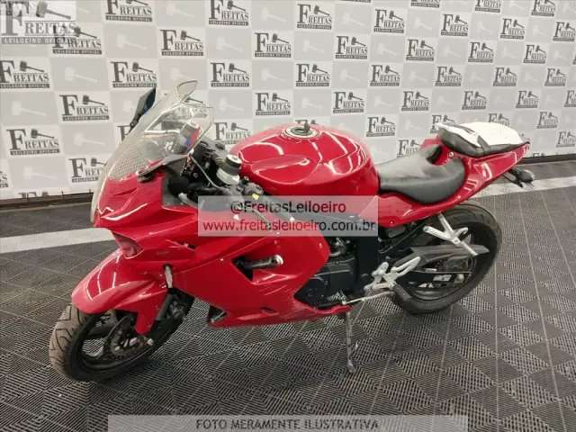 KASINSKI/COMET 250R