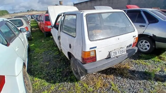 SUCATA FIAT/UNO S Ano: 1987/1988
