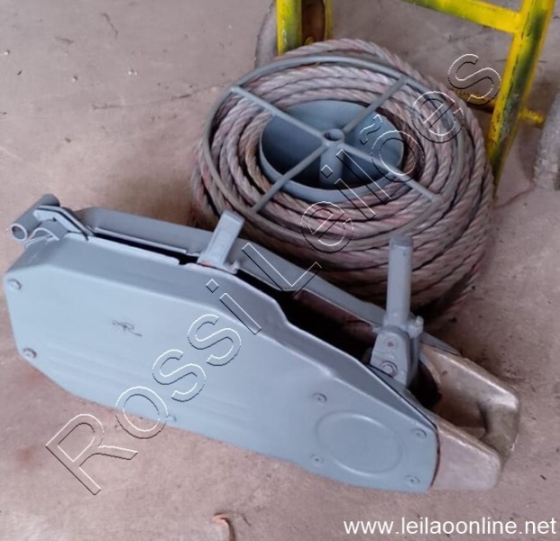 01 UN. TIFOR 5TON. COM 50 METROS DE CABO