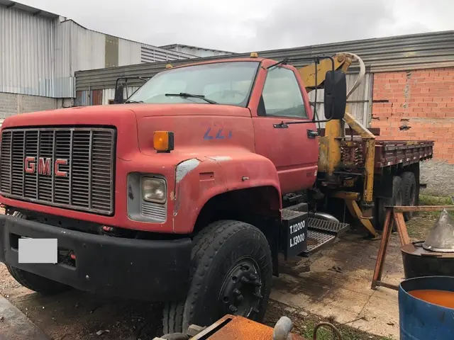 CAMINHÃO MUNCK TRUCKADO GMC 14.190; ANO 1999/2000; COMB. DIESEL