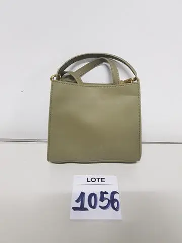 LEILÃO DOS BENS DE APARTAMENTO DECORADO DEPÓSITO TEGRA REF 165