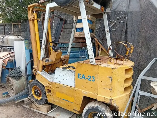 EMPILHADEIRA YALE - CAPACIDADE 2,5 TON. - NO ESTADO