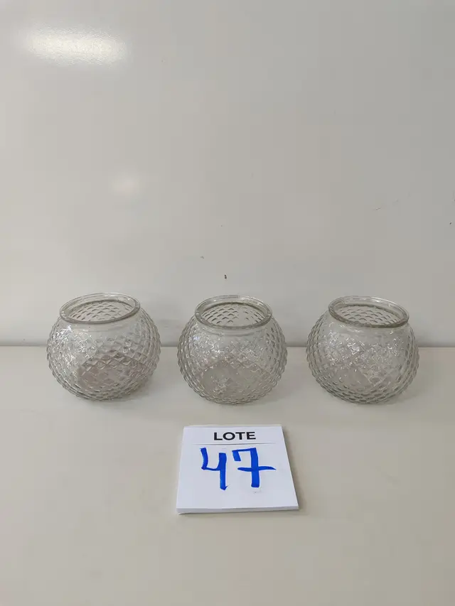 LEILÃO DOS BENS DE APARTAMENTO DECORADO DEPÓSITO TEGRA REF 165
