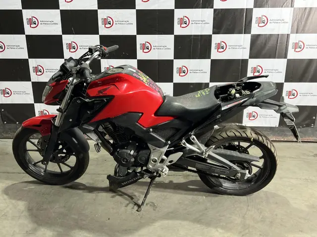 HONDA/CB300F TWISTER.CBS-2024/2024/ALCOOL/GASOLINA - S/1 EMPLAC / APL - CAMPO GRANDE - VEÍCULO CONSERVADO