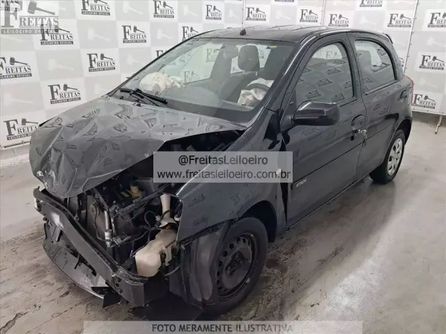 TOYOTA/ETIOS HB XS