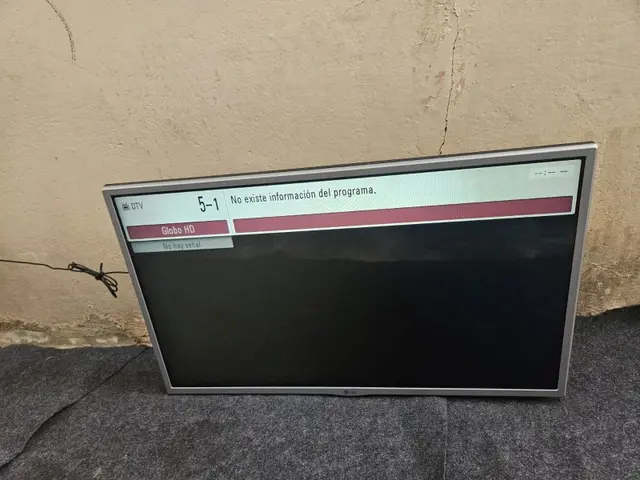 TELEVISÃO DA LG DE 32 POLEGADAS - MAIS INFORMAÇÕES NAS FOTOS