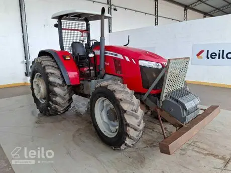 TRATOR AGRICOLA MF6713