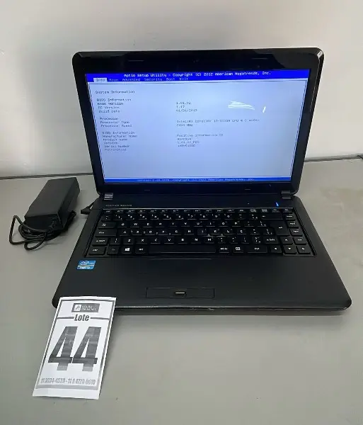 NOTEBOOK POSITIVO MASTER COM INTEL I3, 4GB DE MEMÓRIA E HD 320GB + FONTE - FUNCIONANDO