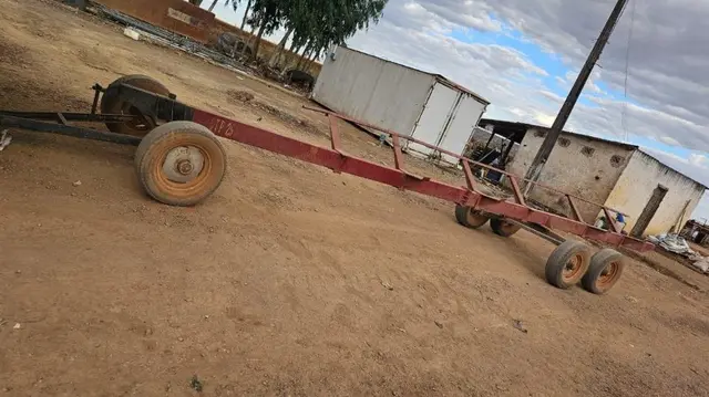 CARRETA PARA TRANSPORTE DE PLATAFORMA