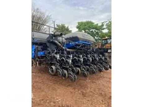 NEW HOLLAND PLANTADEIRA PL6013 SEMEADORA -ANO 2021