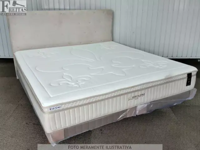 LOTE COM CAMA BOX KING