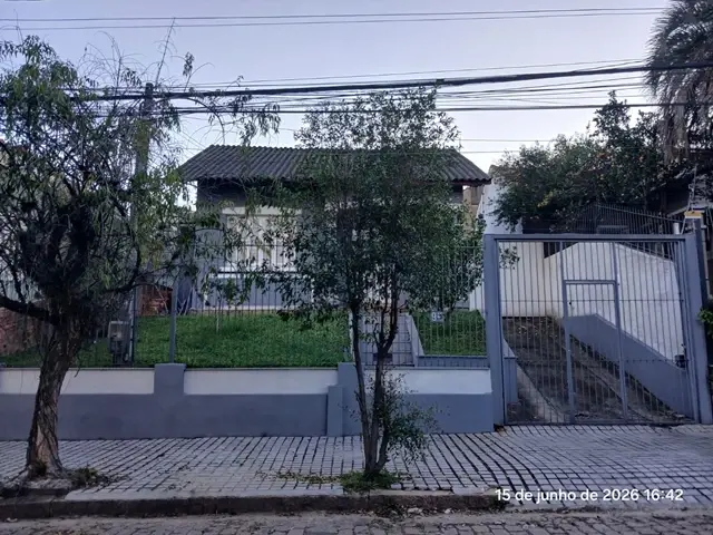 Direitos - Casa - 60m² - R. Caracas-B. Jardim Lindóia