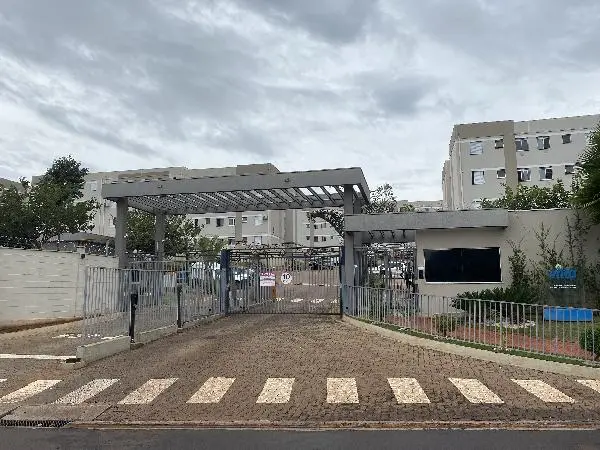 Apartamento - Área privativa: 43,06 m², Com 2 qt(s) - Localizado(a): RUA JOAO CARVALHO RUFINO, N. 1400, Apto. 31, BL B TORRE 01 - RIBEIRAO PRETO/SP - CEP: 14037402