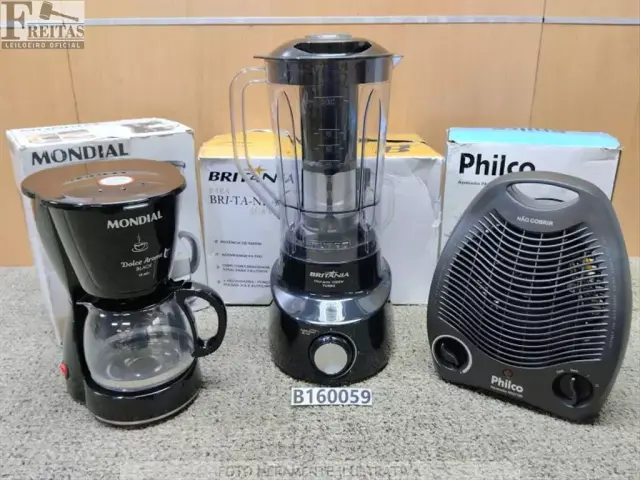 LOTE COM 01 AQUECEDOR PHILCO 2 EM 1 PAQ1100 3 NÍVEIS DE TEMPERATURA COR PRETO 110V 4031402112X80BA