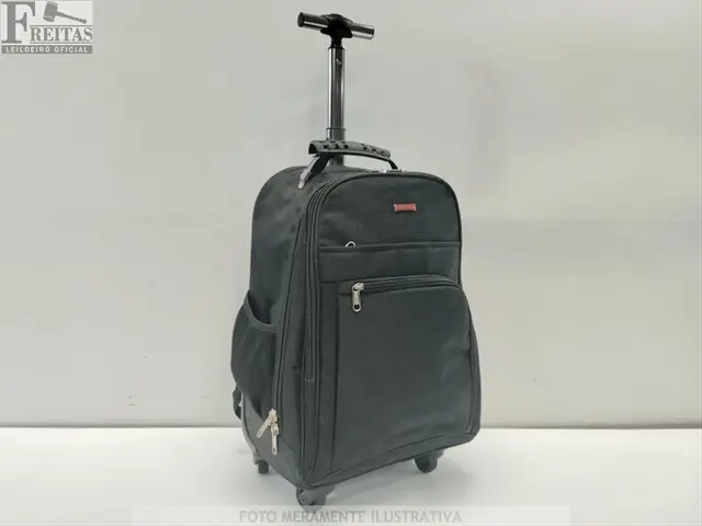 LOTE COM 01 MOCHILA CARRINHO SESTINI PRETO POLIÉSTER 0,35X0,45CM ORGANIZADOR INTERNO BOLSO…