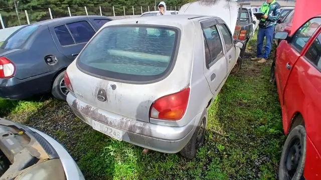 SUCATA FORD/FIESTA STREET Ano: 2004/2004
