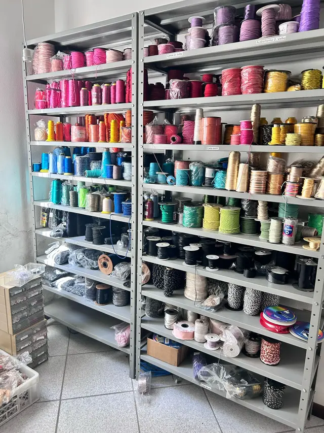 BENS DIVERSOS INSUMOS PARA BIJUTERIAS E ARTESANATO