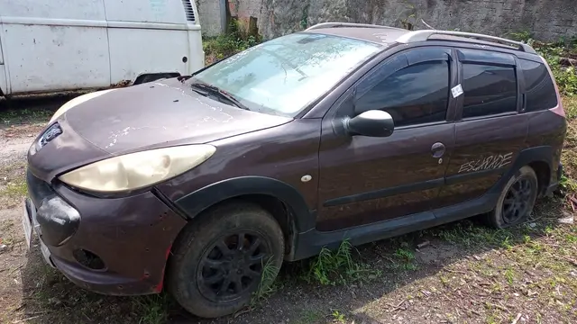 PEUGEOT/207 ESCAPADE-2009/2010/GAS/ALC/GN - KPK1327/RJ / APL - NOVA IGUAÇU - VEÍCULO CONSERVADO