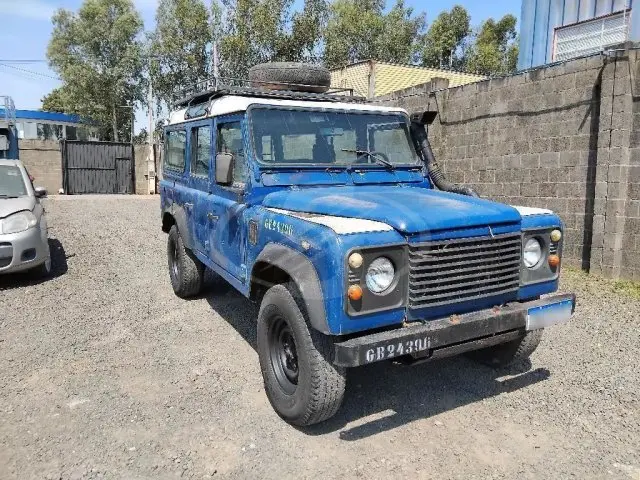 LR/DEFENDER 110 STANDARD, 03/04